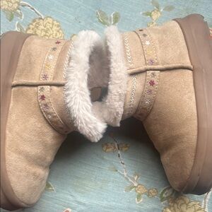 Zara Kids Gold and Cream Snow Boots